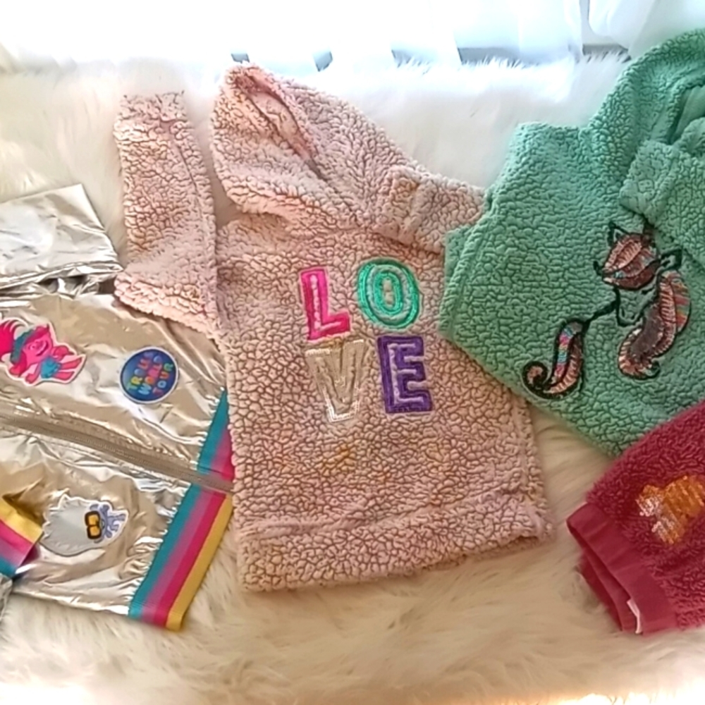 Girls clothes size 5/6